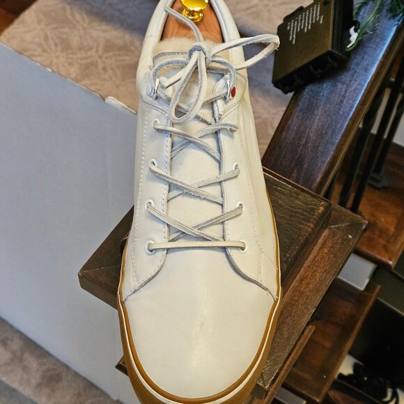 UGG White and Tan Men's Sneakers - Picture 10 of 16